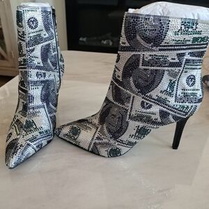 Steve Madden-troopa Silver Rhinestone with Black Rhinestonestouch of green,money